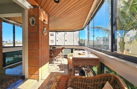 Apartamento próximo ao Clube Pinheiros a venda