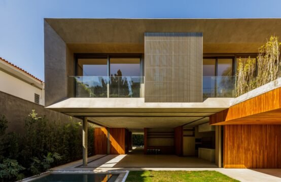 Spina-imoveis-casa-rua-cuba-jardim-europa-venda