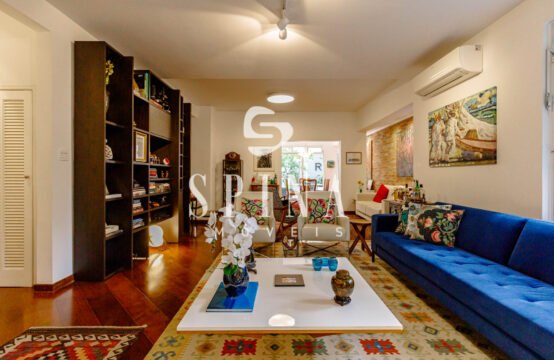 Casa charmosa de vila a venda próximo ao Clube Pinheiros