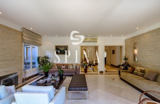 Casa em condomínio fechado a venda próximo ao Shopping Iguatemi
